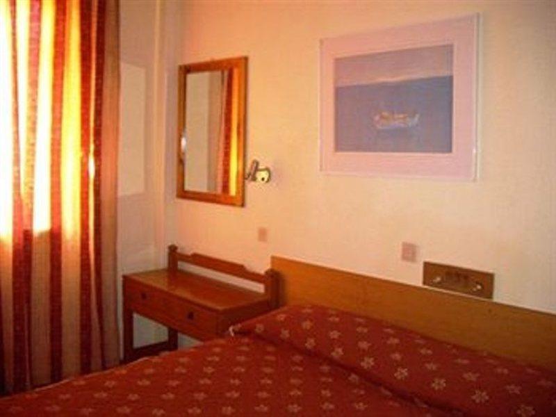 Bristol Apartments Kosz Kültér fotó